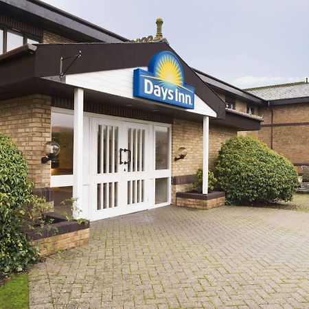 Days Inn Hotel Abington - Glasgow Buitenkant foto